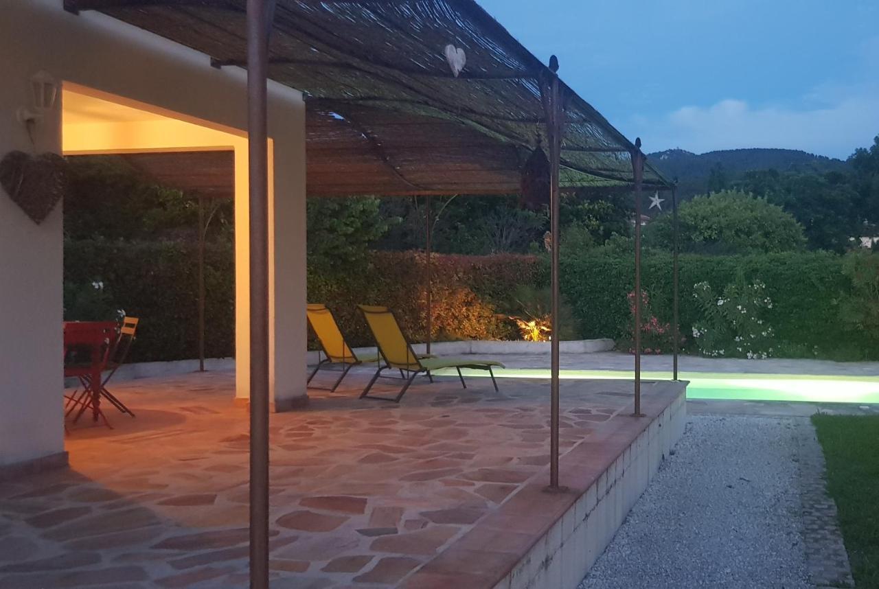 Studio Independant A La Villa Garlaban 3 Etoiles Жеменос Екстер'єр фото