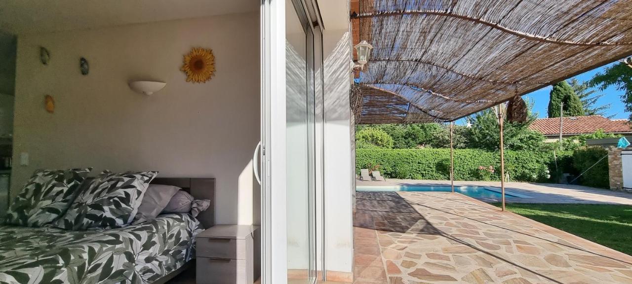 Studio Independant A La Villa Garlaban 3 Etoiles Жеменос Екстер'єр фото