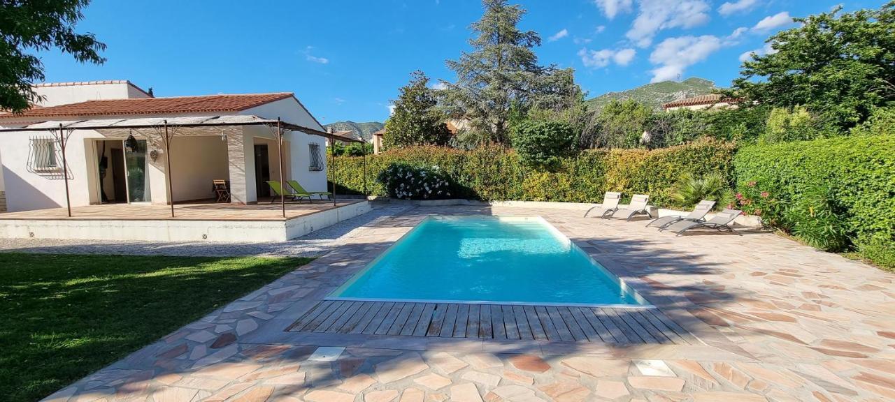 Studio Independant A La Villa Garlaban 3 Etoiles Жеменос Екстер'єр фото